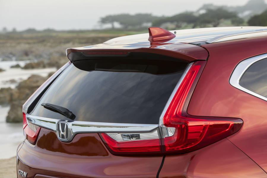 Детали интерьера Honda CR-V 2016 года  (NA) (фото 55 из 157)